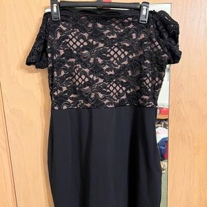 Black off-the-shoulder Homecoming Dress